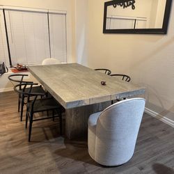 Dining table & Chairs