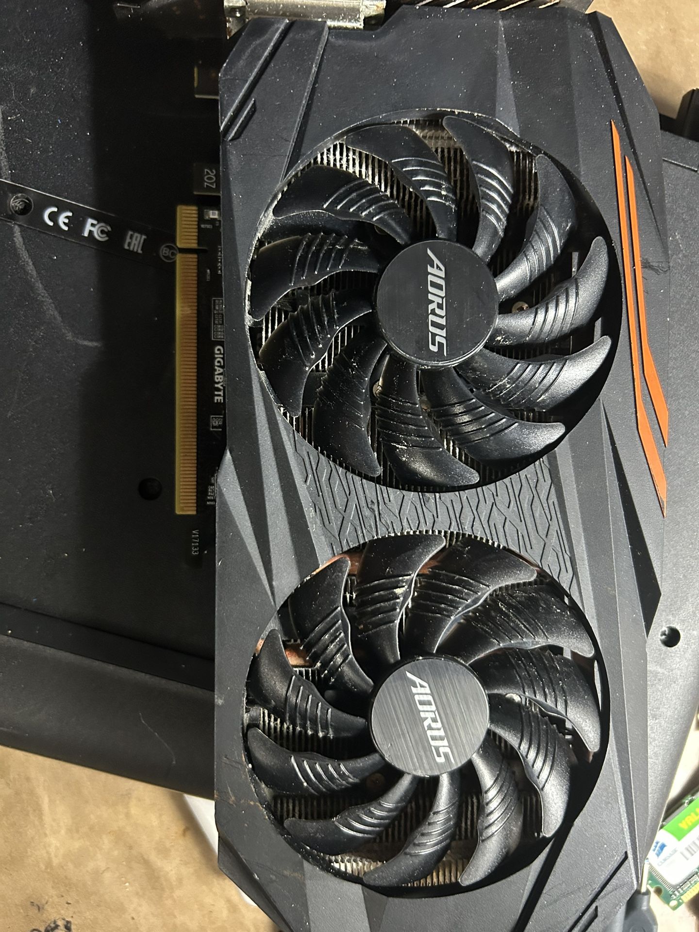 AORUS Gigabyte Amd RTX 580 8GB
