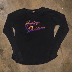 Vintage women’s Harley-Davidson Long Sleeve Graphic Shirt