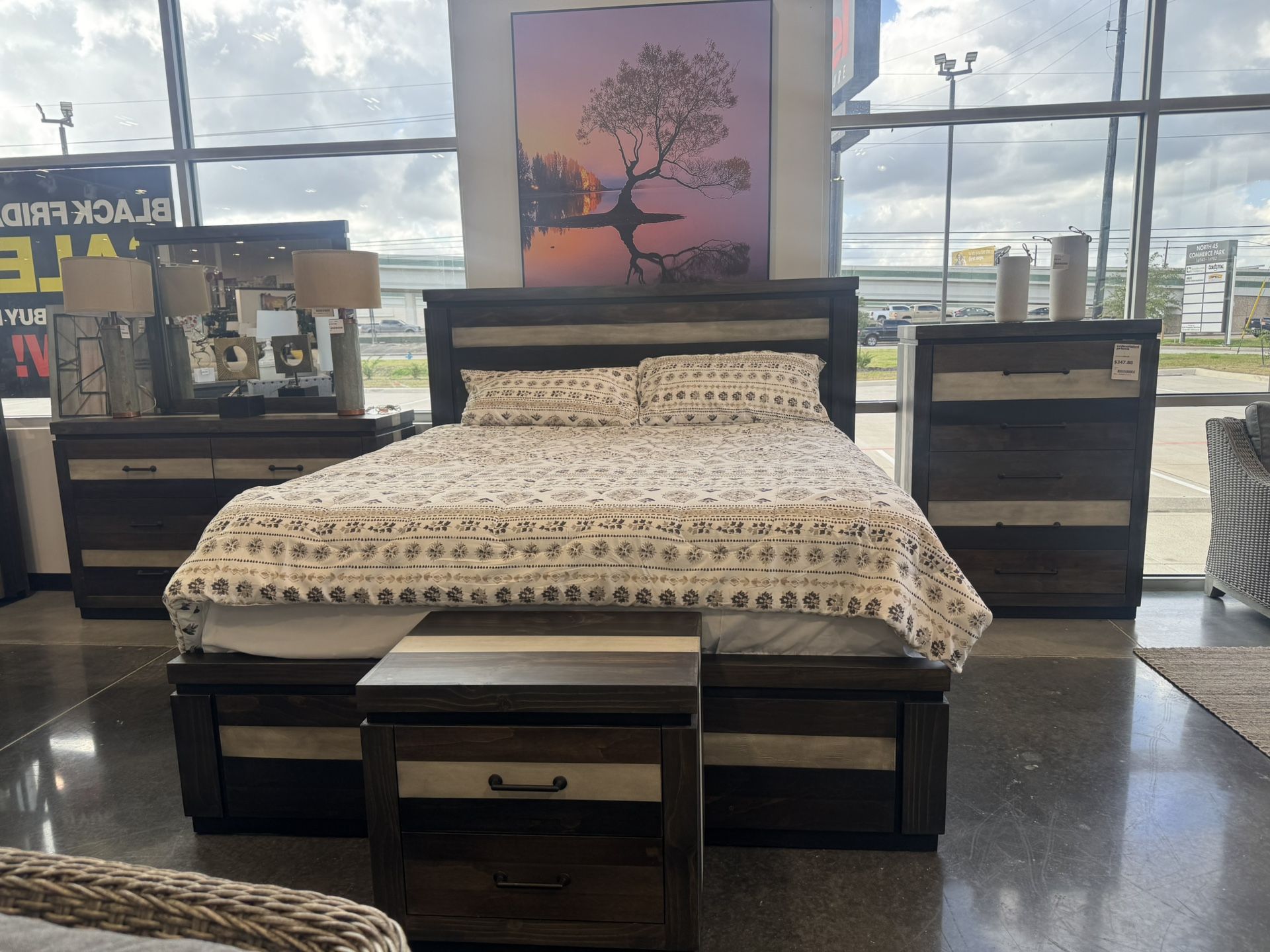 KING BEDROOM Includes: 3 pc King bed (headboard, footboard, side rails & slats), dresser, mirror, nightstand.