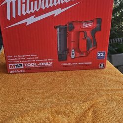 MILWAUKEE M12V "23 GAUGE PIN NAILER BRAND NEW TOOL ONLY 