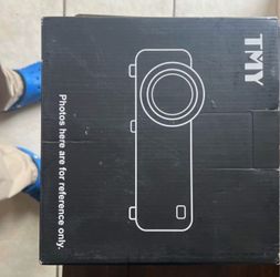 Projector with amazon stick