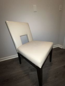 Cream Chair 