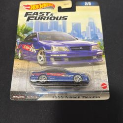 Hot Wheels 1999 Nissan Maxima 