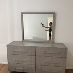 Dresser For Sale $100 In Sawtelle 