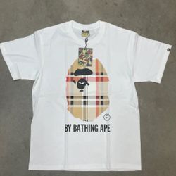 Bape X Burberry Size(M)