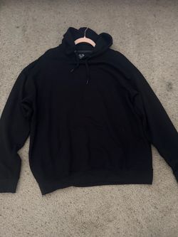 Black Pullover Hoodie Sweatshirt
