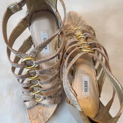 Shoes, women's, brand Guess, color gold, model Kesaray, size 6.5