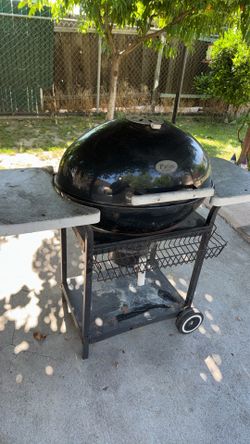 Barbecue grill asador de carbon