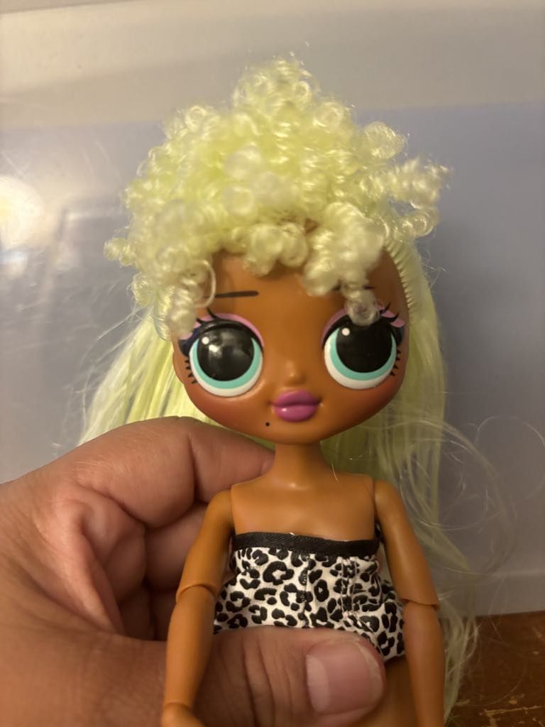 LOL Surprise OMG Lady Diva Fashion Doll