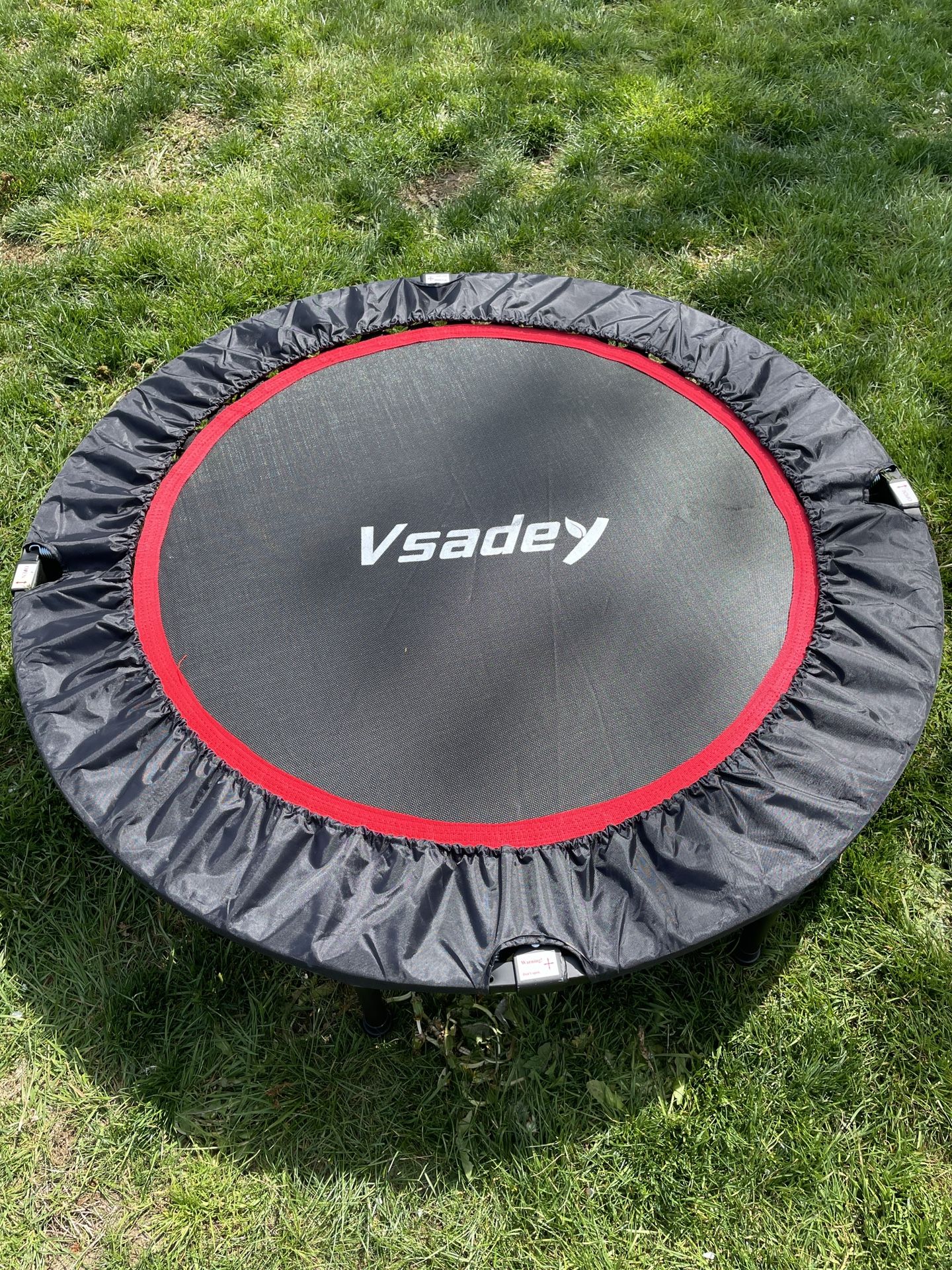 Collapsing Trampoline