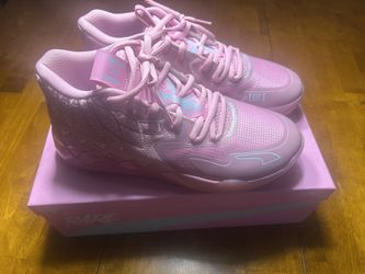 MB.01 Iridescent Size 12 Worn Only Once