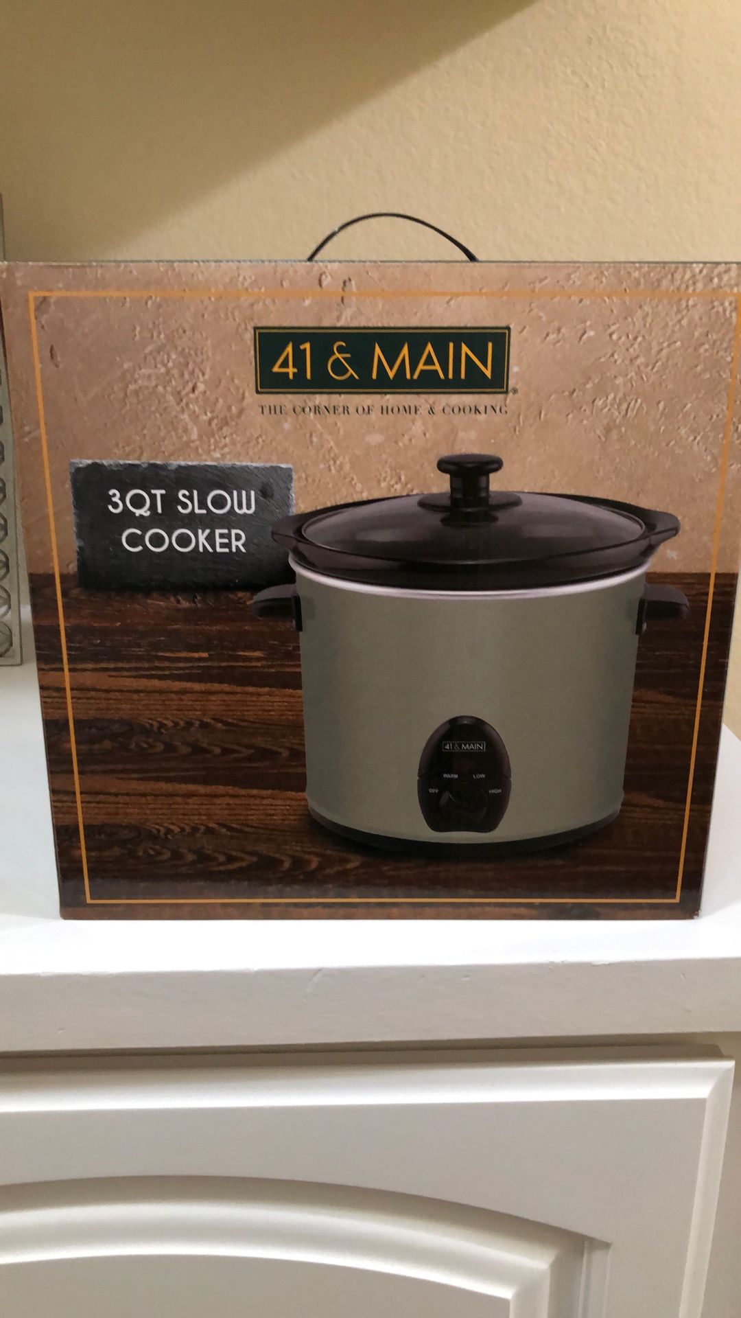 3 quart slow cooker, new in box