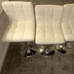 3 Bar Stools 