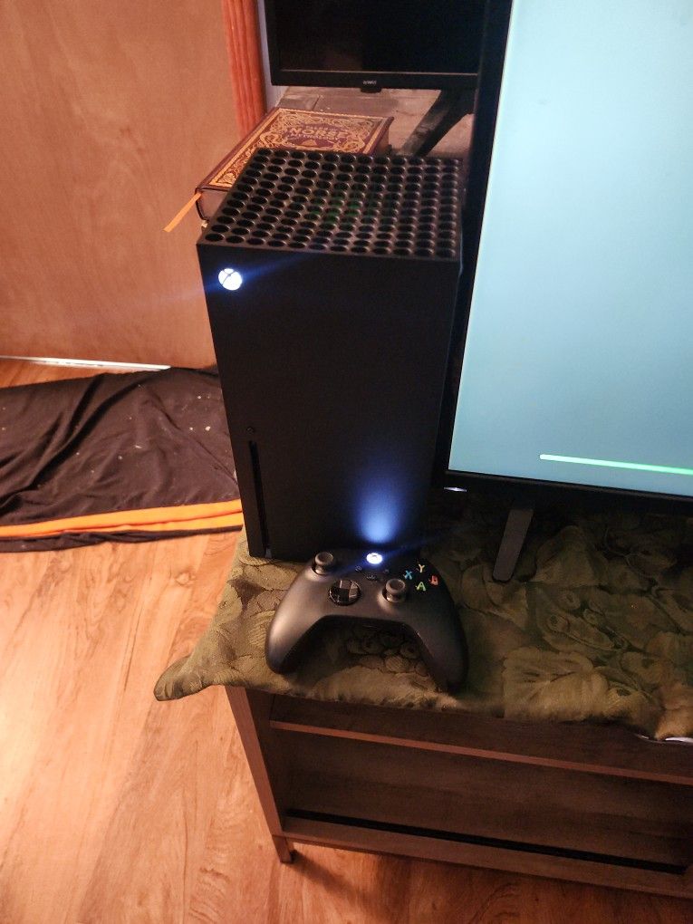 Xbox Series X Controllers And Headset