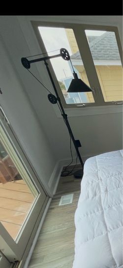 Industrial Black Pulley Floor / table Lamps