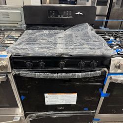Whirlpool 30in Gas Stove 5 Burners In Black 