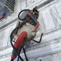 Skilsaw Wormdrive Commercial Circular Saw  Magnesium  7 