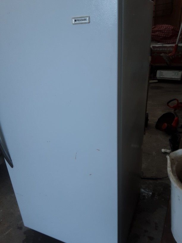 14 Cu Ft Fridgeair Stand Up Freezer for Sale in Arlington, WA OfferUp