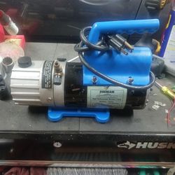 Robinair Ac  Vacum Pump $50