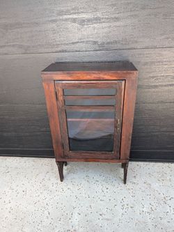 Antique Arts and Crafts Mission Oak Wood Glass Door Pie Safe Display Cabinet