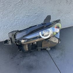 2021-2022-2023 MAZDA CX30 CX-30 LEFT SIDE LED HEADLIGHT LAMP OEM 