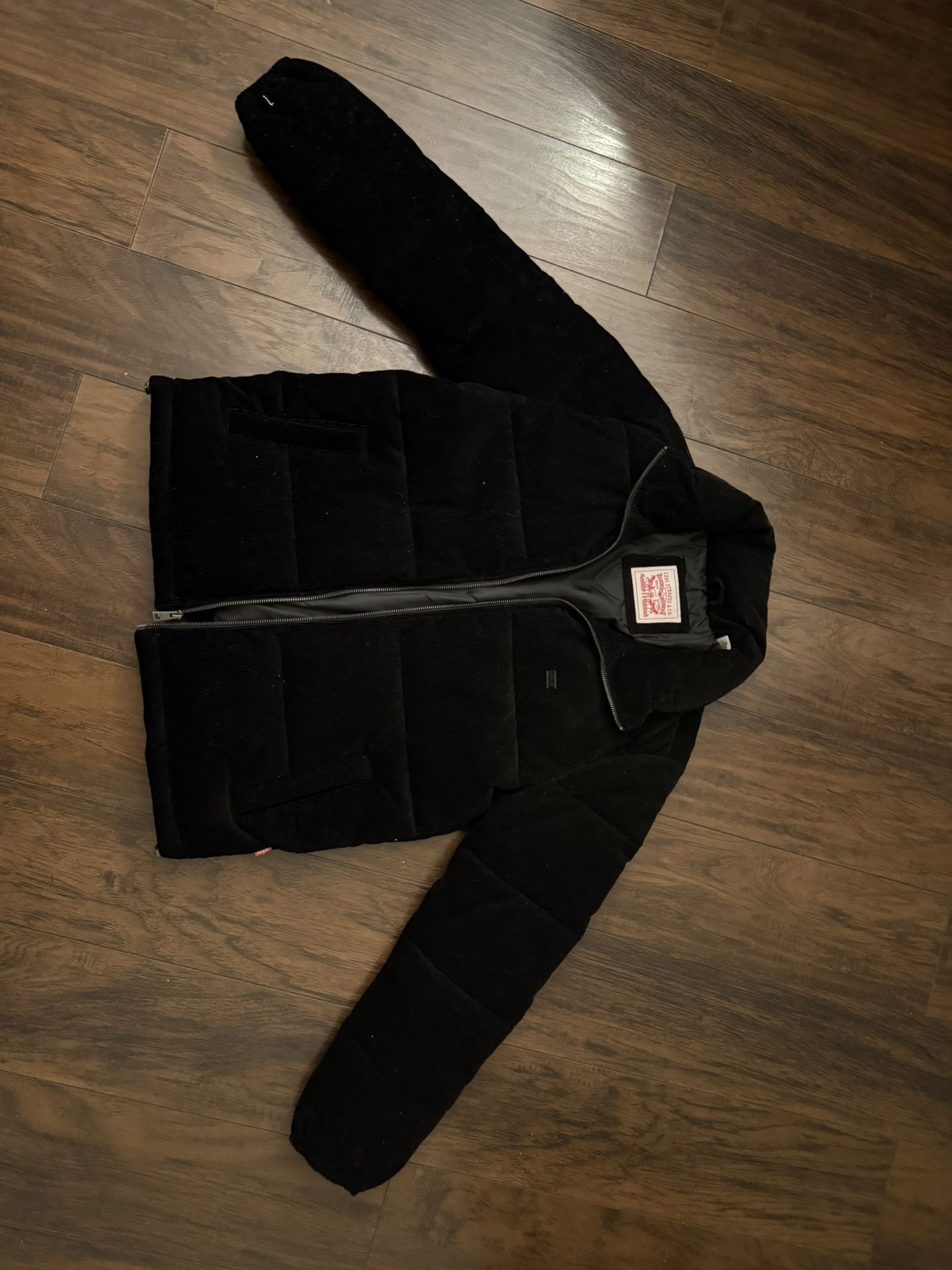 Levi’s Puffer 