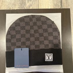 Black/gray Checkered Louis Vitton beanie