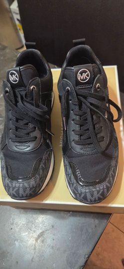 Michael Kors Sneakers