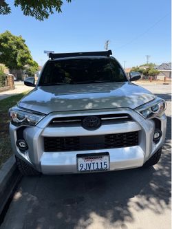 Toyota 4runner 2023 título limpio, 28 mil millas