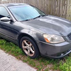 Nissan Altima 