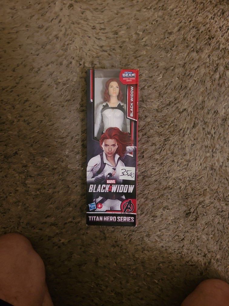 Black Widow Action  Figure MARVEL COMIC BOOK CHARACTER!