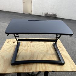 34 X 23 Lifting Stand Up Desk