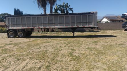 1998 End Dump Travis Trailer