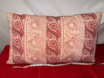 15”x25” pinkish & white Pottery Barn throw pillow