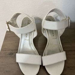Anne Klein Iflex Wedge Size 7