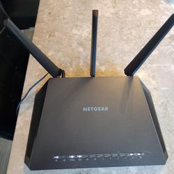 Netgear Nighthawk AC2300 Samart WiFi Rputer