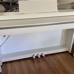 Kawai piano CN27 