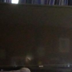 36 Inch LED Sanyo Tv W/Remote 