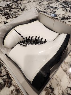 Michael Kors Size 8 PVC Rain Boot Brand New Never Worn