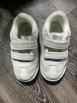 Girls Cheerleading/casual shoes 8C