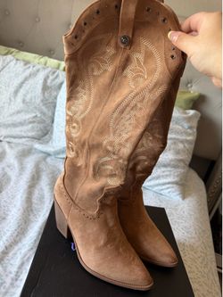 Women’s Cowboy Boots