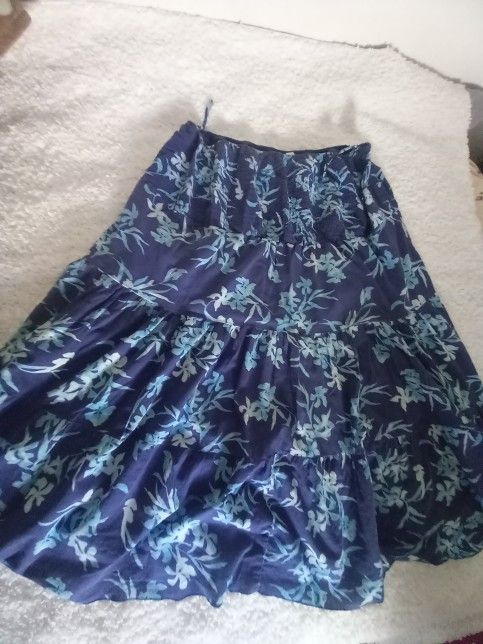 Skirt With Floral Tropical Design