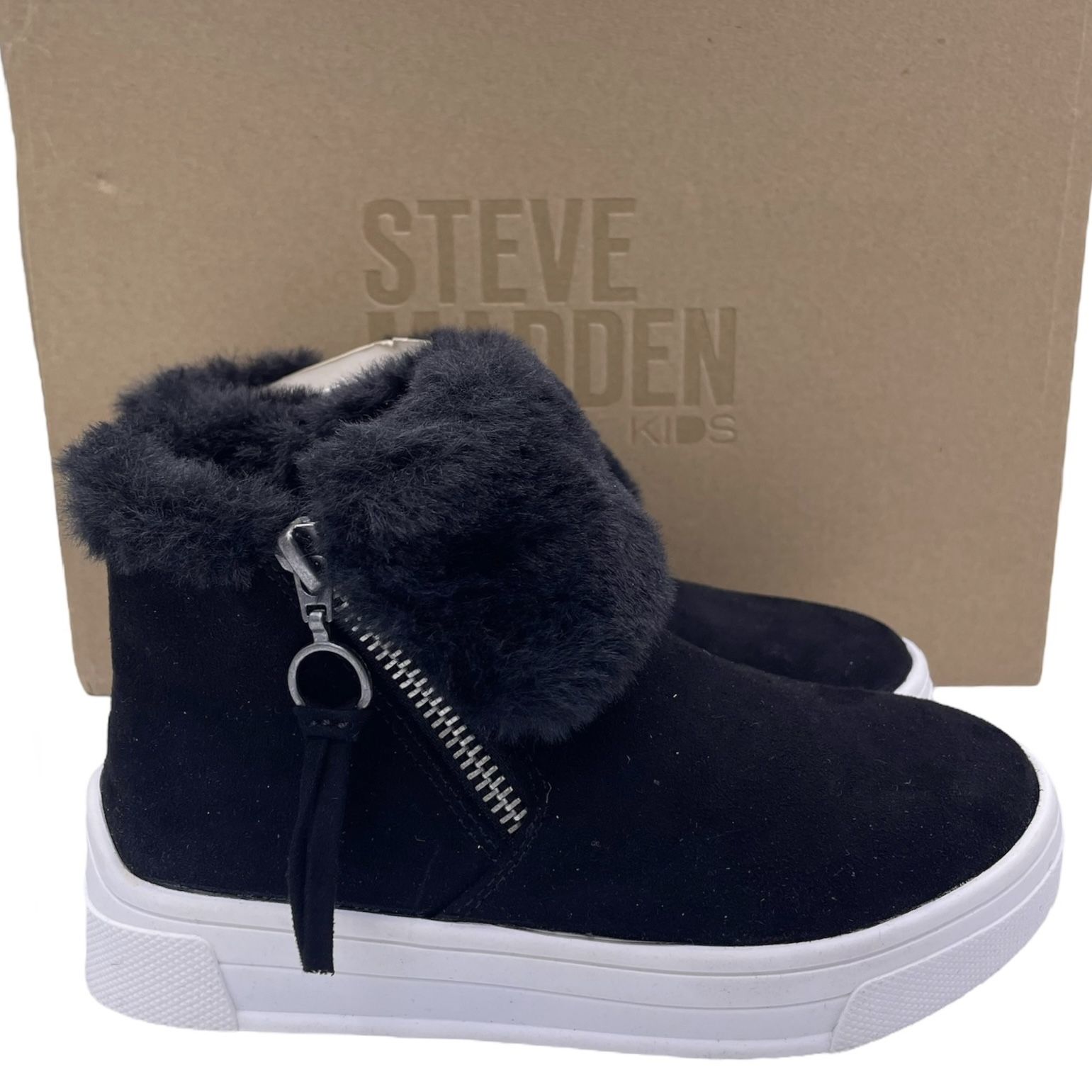 STEVE MADDEN kids suede booties with faux fur collar girls Size 11