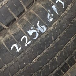 4 225/60/17 Yokahoma 