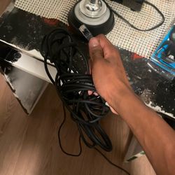Selling This neither my cable I don’t use it. It’s brand new haven’t been used.