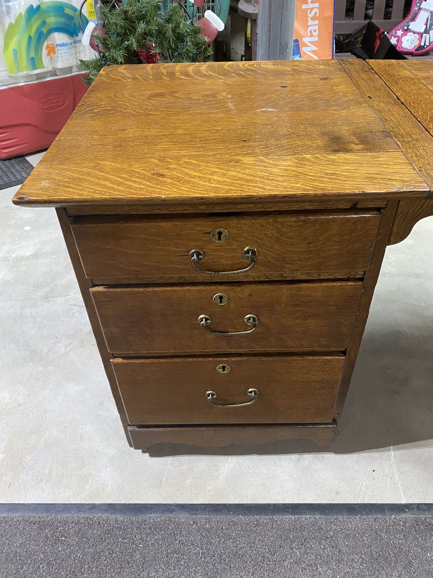 Drop Leaf Knee Hole Desk
