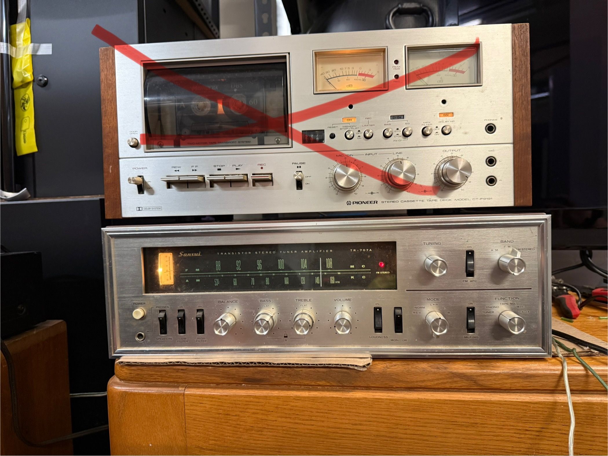Sansui Vintage SP-1500 Speakers and TR 707A Transistor Receiver (Working)