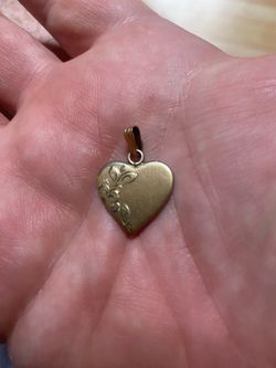 1/20 12k  vintage gold-filled or gold puffy heart pendant