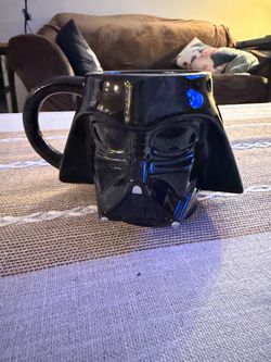 Star Wars Darth Vader Sculpted Mug – Vandor Collectible – Great Condition
